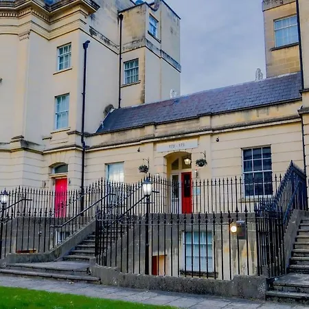 Central Flat, Free Parking, Ideal For Contractors Reading Exterior photo